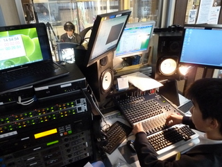 P1040484studio.JPG